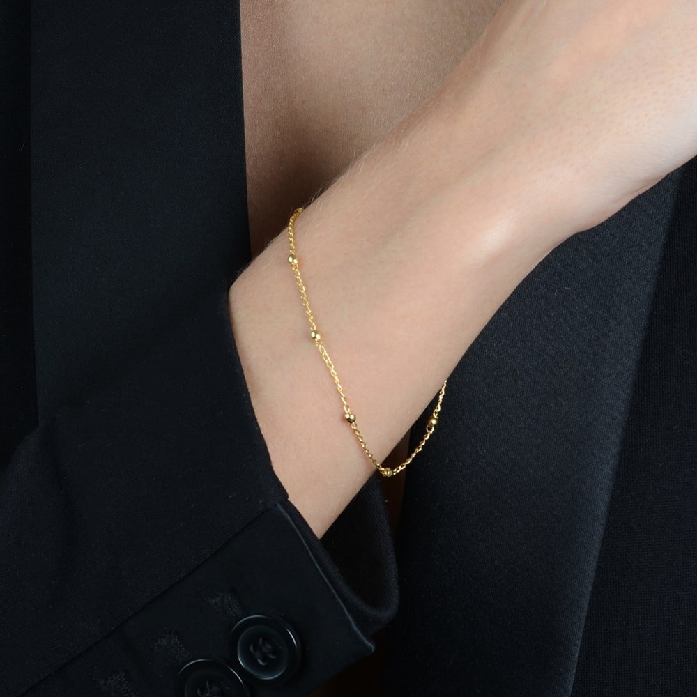 Pulseira de Bolinhas Delicada